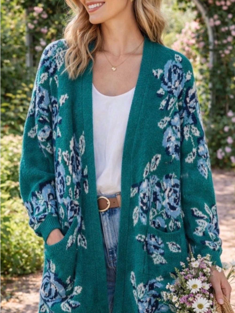 Pioneer Woman Sweater, Size L, Brand New With Tags